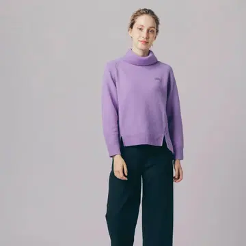 Lacoste 라벤더 터틀넥 니트