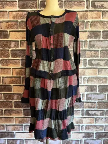 Y's 멀티 컬러 버튼 긴팔 셋업 스커트