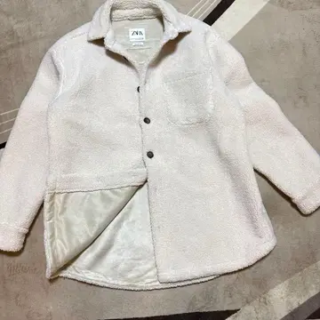 ZARA 보아 자켓 릴랙스 핏 크림색