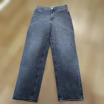 H&M 그레이 스트레이트 데님 EUR 34 / US 2