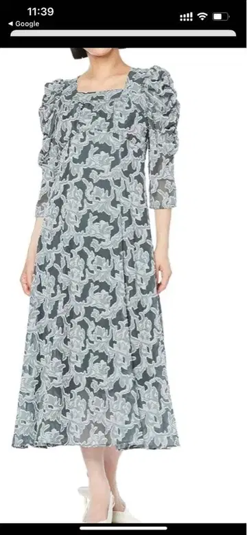 스나이델 슬리브 볼륨 자카드 원피스