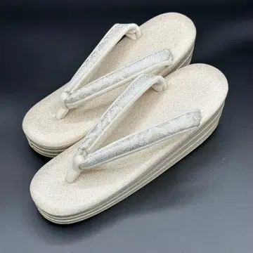 [일본제] 고급 조리 포멀 3단 굽 흰금 바탕 사가니시키 프리 사이즈