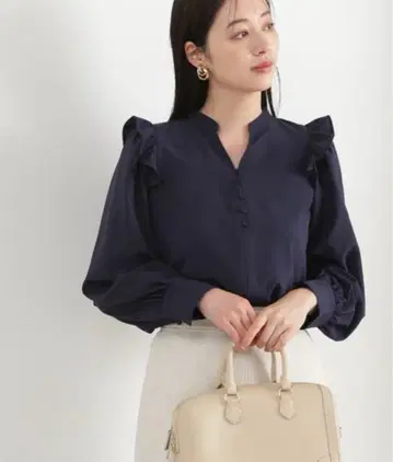 N. Natural Beauty Basic 프릴 스키퍼 블라우스 M