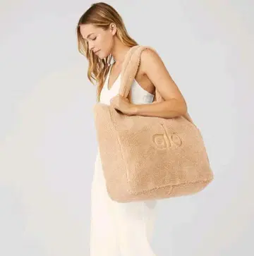 alo 플리스 토트백 카키