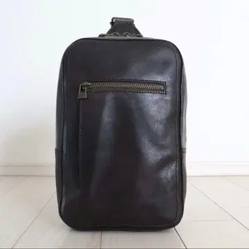 마더하우스 앤티크 크로스 백 가죽 바디백 브라운