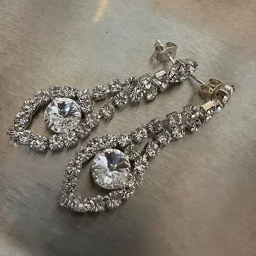 귀걸이 브라이덜 파티