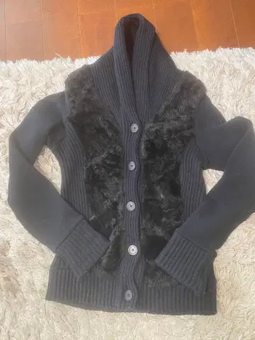 블랙 인조 모피 가디건