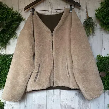 평평하게 놓음 가슴 너비 50 소매 폭 22