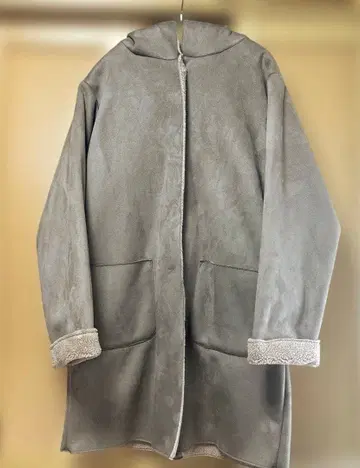 RETORO GIRL 페이크 무스탕 코트