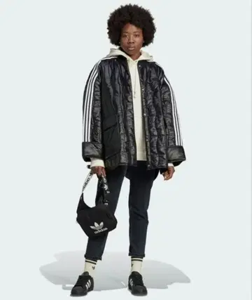 adidas 퀼팅 자켓 FREE 블랙