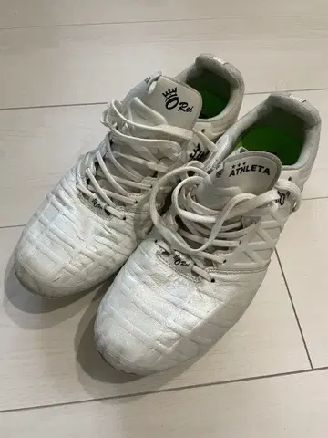 ATHLETA O Reil 축구화 화이트