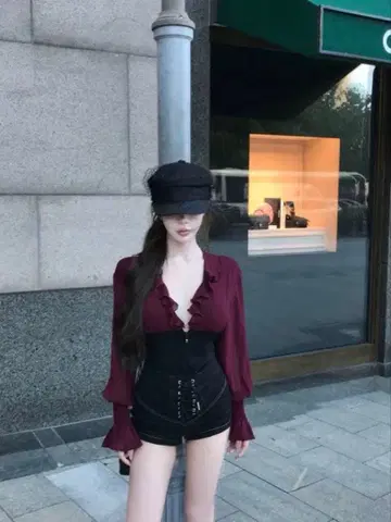 버건디 프릴 긴팔 셔츠