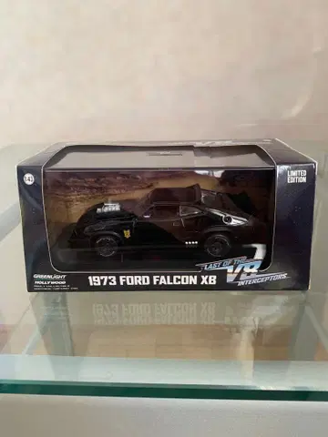 GREEN LIGHT 1/43 머드 맥스 인터셉터 FORDFALCON