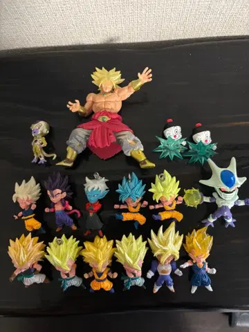 드래곤볼 피규어 세트