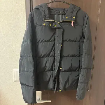 GU 블랙 다운 자켓 퍼 포함