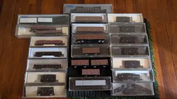 KATO EF15와 화물 열차 각종 27량 세트