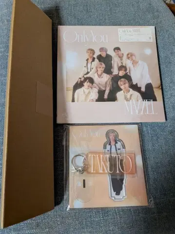 MAZZEL Only You MUZEUM반 타쿠토 아크릴 스탠드 포함