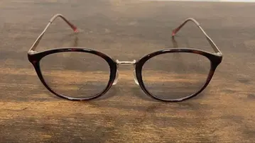 JINS 이가리 시노부 안경 브라운 프레임