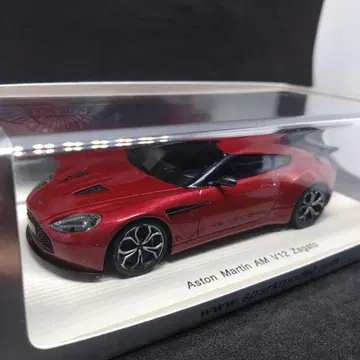스파크 1/43 애스턴 마틴 V12 자가토