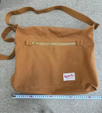 Relate 숄더백 카멜