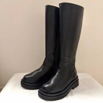 [ 미사용급 ] VIVIAN 스트레치 롱 부츠 트랙 밑창 통굽 M 블랙