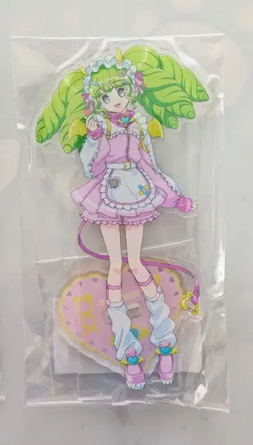 프리파라 파루루 아크릴 스탠드 하트 데비데비 파티