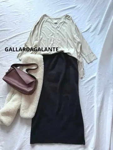 개럴개런트 에코 스웨이드 블라우스 상의