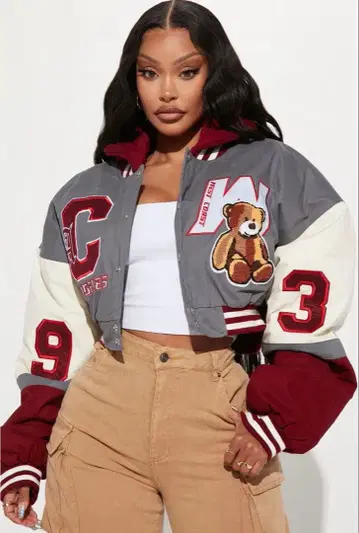 fashionnova 테디베어 자수 크롭 바시티 자켓 M