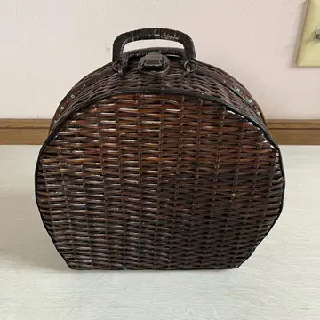 라운드형 바스켓백 브라운 레트로 귀여운