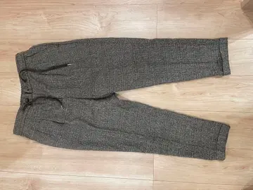 나노 유니버스 그레이 계열 체크 무늬 테이퍼드 슬랙스