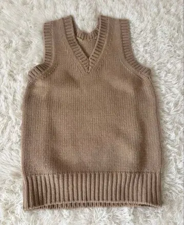 컨디션 최상 Spick & Span 로우 게이지 2WAY 니트 베스트