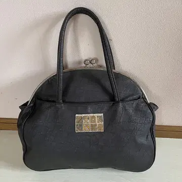 블랙 합성 피혁 핸드백 쇼와 레트로 가마구치가 귀여워요