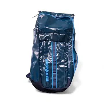 patagonia 블랙홀 더플 32L 방수 백팩 BLU
