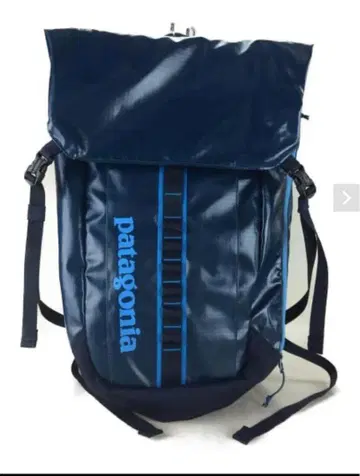 patagonia 블랙홀 더플 32L 방수 백팩 BLU