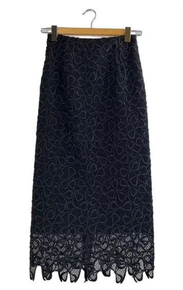 셀포드 24SS 오리지널 리본 메쉬 레이스 스커트 네이비