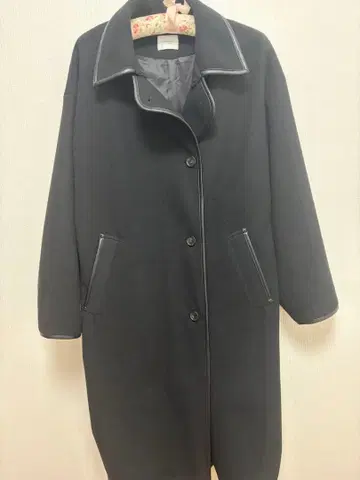 로리즈팜 블랙 롱 코트