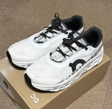 On 러닝화 화이트