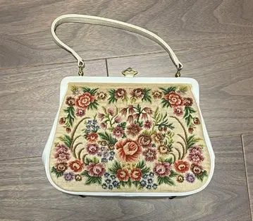 고블랑 직조 핸드백 꽃무늬 화이트