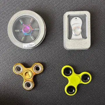 [ 가격 인하 OK ] 핸드 스피너 4개 세트