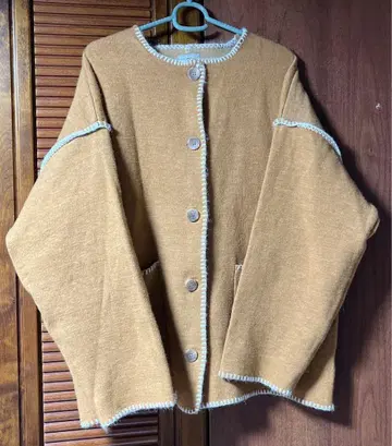 담요 스티치 니트 자켓 카멜