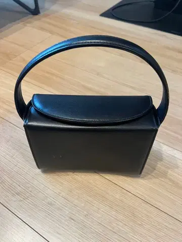 마무에모아 블랙 포멀 백