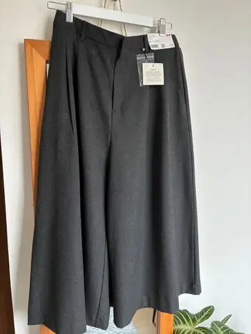 UNIQLO:C 다크 그레이 와이드 팬츠 XL