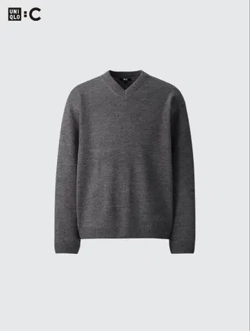 [ 가격 인하 협상 가능 ] UNIQLO C 릴랙스 V넥 스웨터