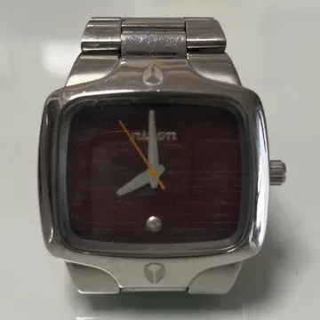 NIXON 닉슨 PLAYER 스퀘어 쿼츠 손목시계