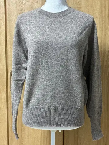그레이 크루넥 니트 스웨터 긴팔