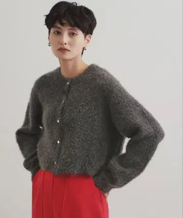 OPAQUE.CLIP 샤기 니트 숏 가디건 차콜 그레이