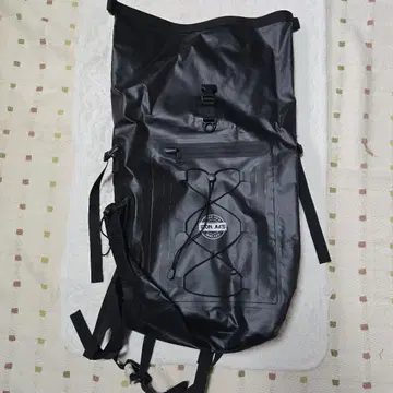 IRON JAS 방수 백팩 블랙