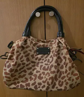 [ kate spade ] 케이트 스페이드 백 레오파드 무늬