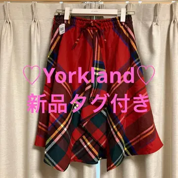 택 포함 새상품 Yorkland 요크랜드 체크 무늬 플레어 스커트 빨간색