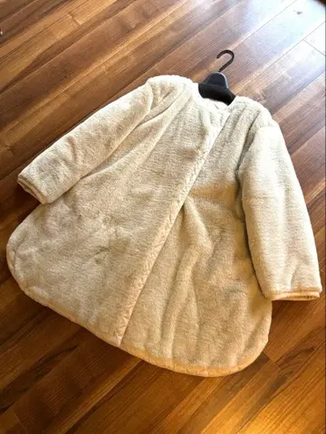 오버 사이즈 퀼팅 자켓 크림색